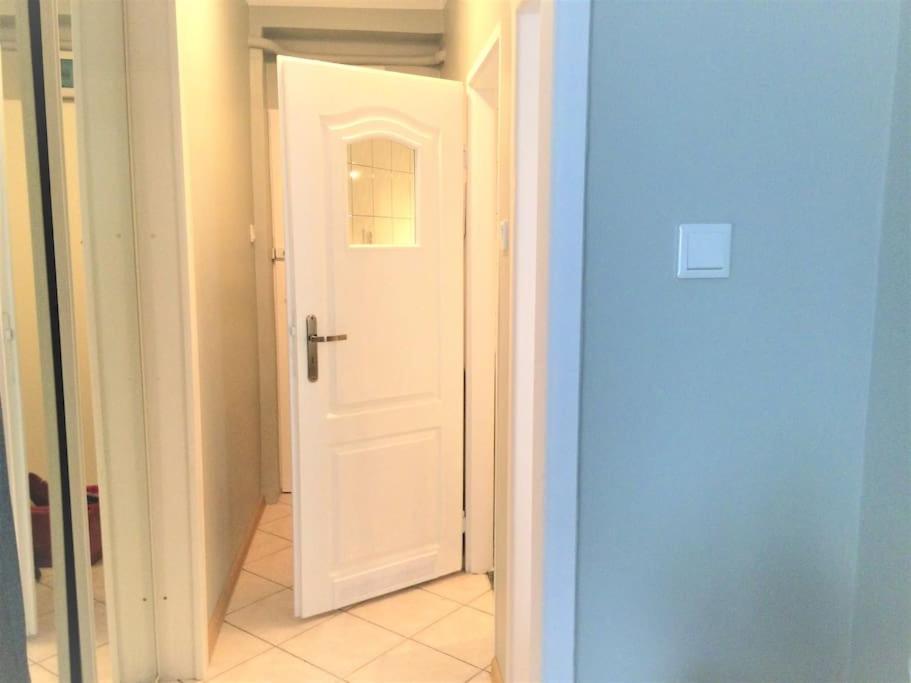 57 Lobzowska Bright Apartment Cracovia Esterno foto